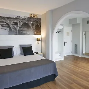 3* Hotel Can Pamplona